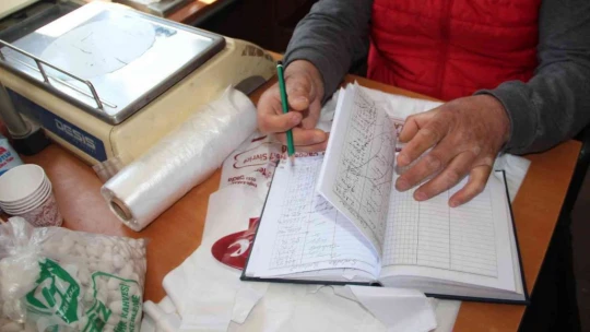 Elazığ'da 'Zimem Defteri' geleneği ile borçlar siliniyor