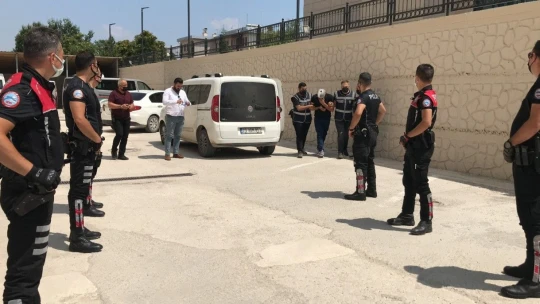 Elazığ'da 1 kişiyi öldürüp 6 kişiyi yaralayan şüpheli adliyeye sevk edildi