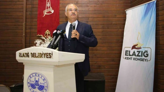 Elazığ'da, 13. Uluslararası Kimyasal Fizik Kongresinin galası yapıldı