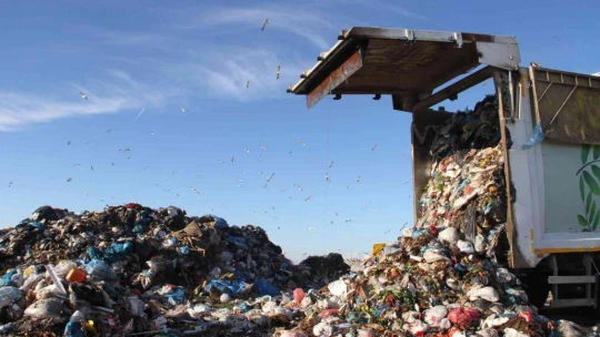 Elazığ'da 130 bin ton çöp, 11 bin haneye elektrik olarak geri döndü