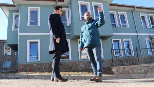 Sivrice'de 208 depremzede evlerine kavuştu