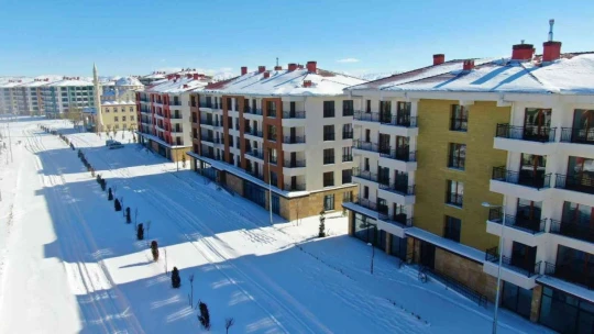 Elazığ'da 24 Ocak depreminin ardından 17 bin 95 konut ve 243 iş yeri hak sahiplerine teslim edildi