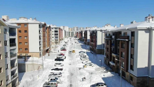 Elazığ'da 24 Ocak depreminin ardından 17 bin 95 konut ve 243 iş yeri hak sahiplerine teslim edildi