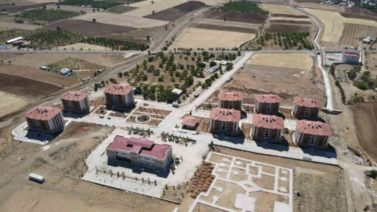 Elazığ'da 275 depremzede evlerine kavuştu