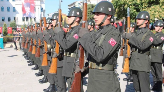 Elazığ'da 30 Ağustos Zafer Bayramı