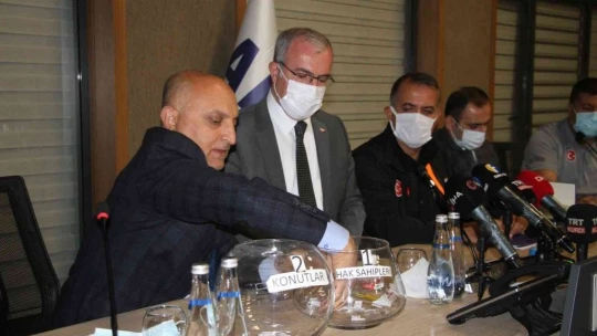 Elazığ'da 365 depremzede daha evlerine kavuştu