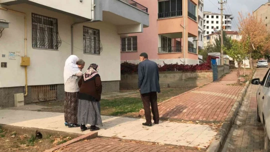 Elazığ'da 4'üncü kattan düşen çocuk yaralandı