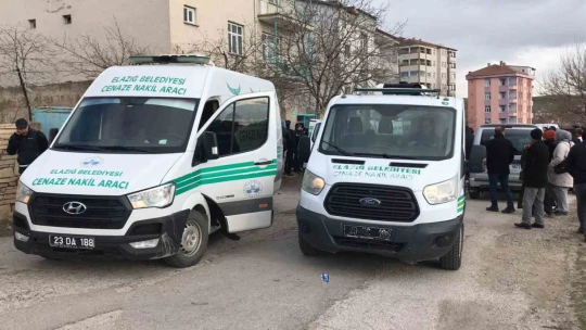 Elazığ'da 6 kişinin cansız bedeni morga kaldırıldı