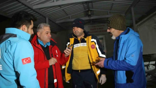 Elazığ'da 7 tim UMKE ve 112 ekibi Malatya ile Diyarbakır'a yönlendirildi