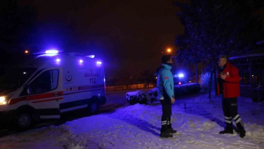 Elazığ'da 7 tim UMKE ve 112 ekibi Malatya ile Diyarbakır'a yönlendirildi