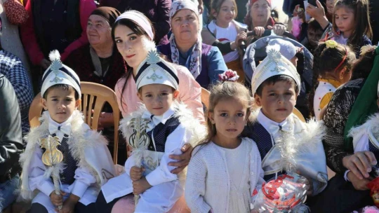 Elazığ'da Ahıska Türkü çocuklar için toplu sünnet töreni düzenlendi