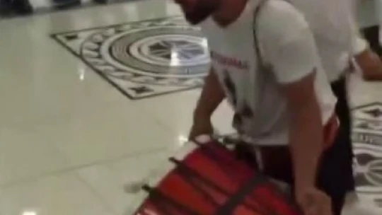 Elazığ'da alevli davul şov