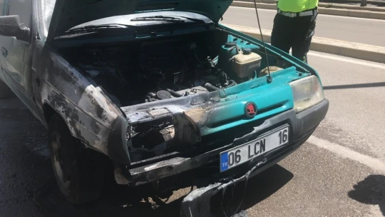 Elazığ'da araç yangını