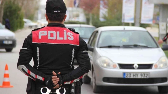 Elazığ'da asayiş denetimleri hız kesmeden sürüyor