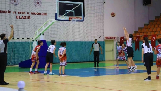Elazığ'da basketbol yerel lig müsabakaları başladı