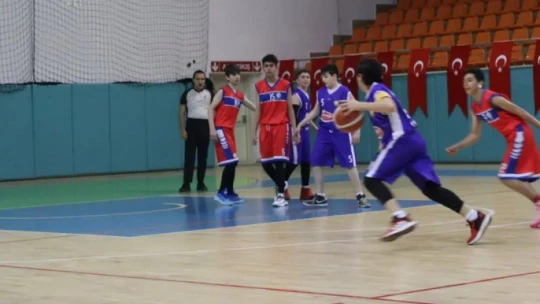 Elazığ'da Basketbol Yıldızlar İl Şampiyonası başladı