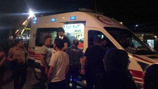 Kültür Mahallesinde bıçaklı kavga: 1 yaralı