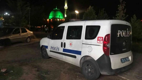 Kültür Mahallesinde bıçaklı kavga: 1 yaralı