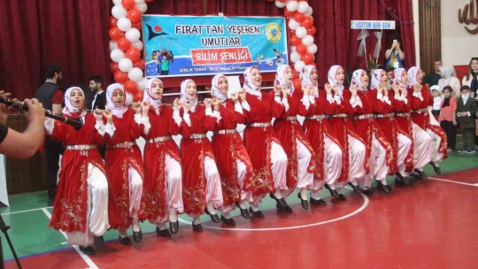 Elazığ'da bilim şenliği renkli görüntüler oluşturdu