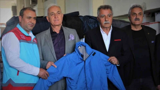 Elazığ'da bin 250 çocuğu ısıtacak yardım