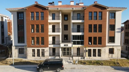 Elazığ'da Bin 80 Depremzede Daha Evlerine Kavuştu
