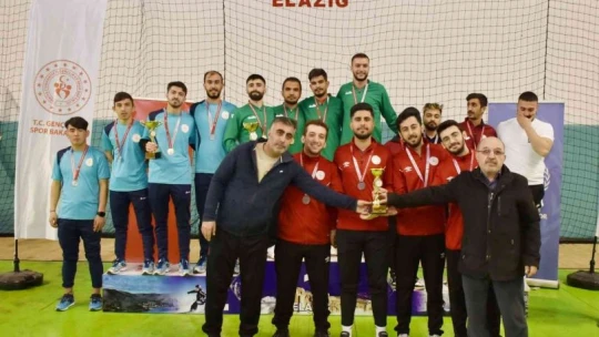 Elazığ'da Bölgesel Masa Tenisi Turnuvası sona erdi