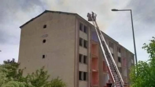Elazığ'da çatı yangını büyümeden söndürüldü