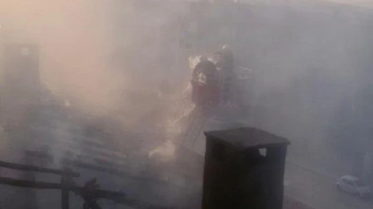 Elazığ'da çatı yangını korkuttu