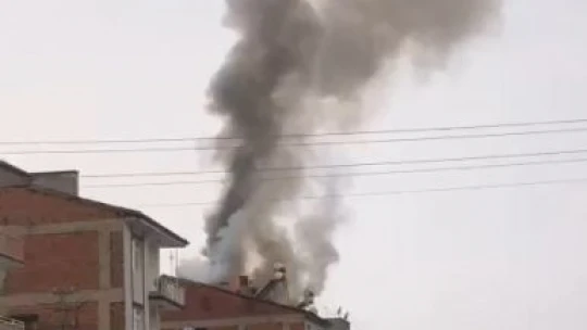 Elazığ'da çatı yangını korkuttu