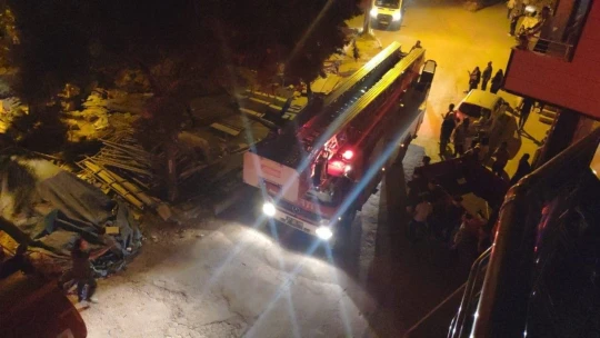 Elazığ'da çatı yangını