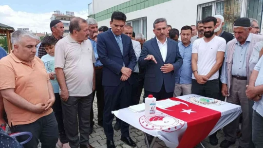 Elazığ'da çiftçilere 385 adet süt sağım makinesi dağıtıldı