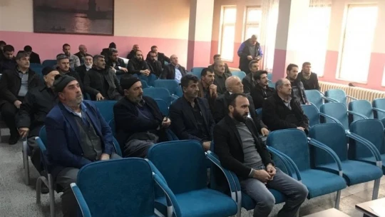 Elazığ'da çiftçilere yönelik bilgilendirme toplantısı