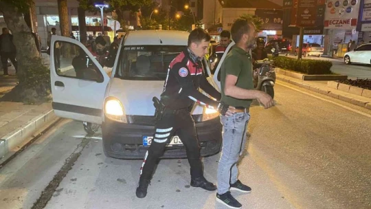 Elazığ'da denetimler sürüyor, polis göz açtırmıyor