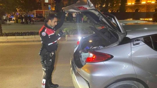 Elazığ'da denetimler sürüyor, polis göz açtırmıyor
