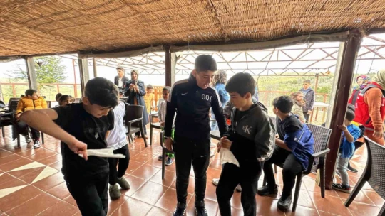 Elazığ'da depremzede çocuklara doğal terapi