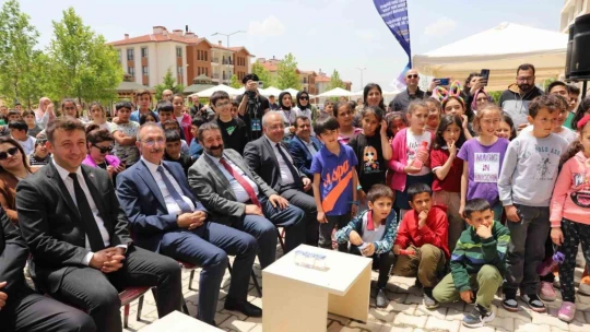 Elazığ'da depremzede çocuklara yönelik bilim şenliği