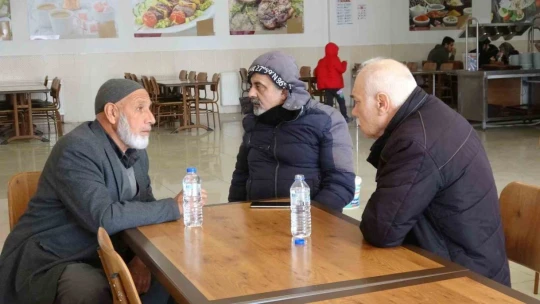 Elazığ'da depremzedeler KYK yurtlarında misafir ediliyor