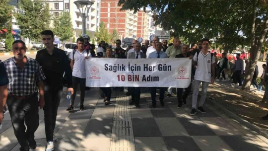 Elazığ'da Dünya Yürüyüş Günü etkinliği