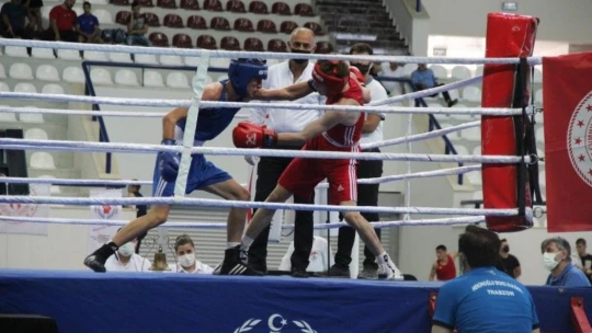 Elazığ'da düzenlenen Boks Şampiyonası'na Trabzon damgası