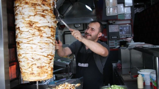 Elazığ'da esnaf normalleşme süreciyle nefes aldı