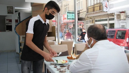 Elazığ'da esnaf normalleşme süreciyle nefes aldı
