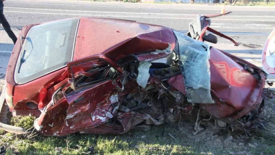 Elazığ'da feci kaza: 1 ölü, 3 yaralı