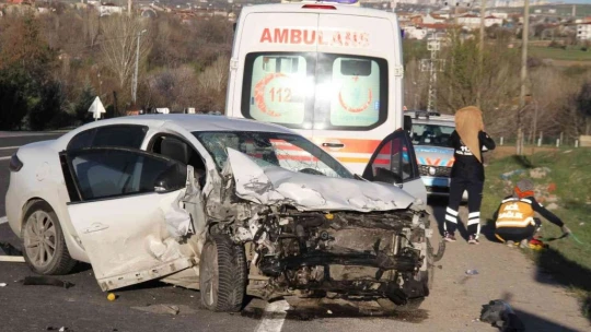 Elazığ'da feci kaza: 1 ölü, 3 yaralı