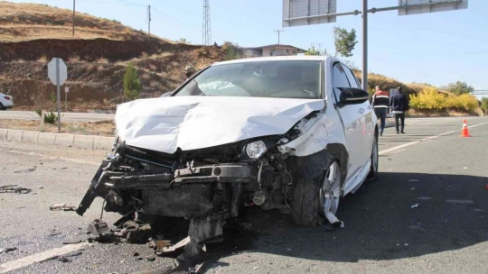 Elazığ'da feci kaza: 7 yaralı
