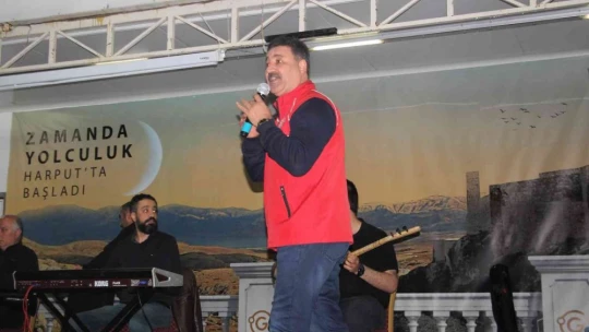 Elazığ'da fener alayı yürüyüşü düzenlendi