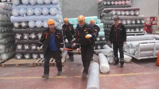 Elazığ'da gerçeği aratmayan deprem ve yangın tatbikatı