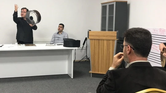 Elazığ'da gönüllü halk korosu eğitimleri sürüyor