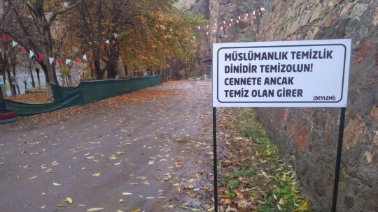 Elazığ'da hadis ve özlü sözler ile temizlik uyarısı
