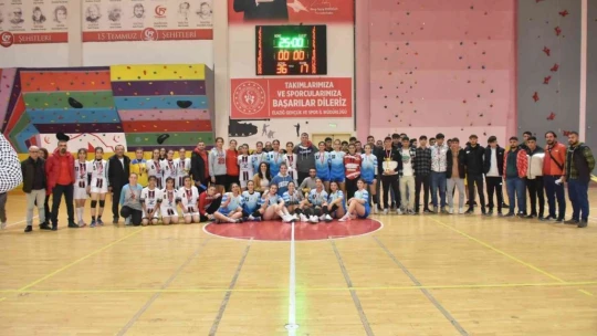 Elazığ'da hentbol müsabakaları sona erdi