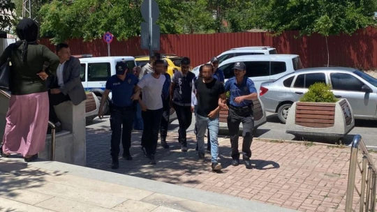 Elazığ'da hırsızlık zanlısı 4 kişi yakalandı